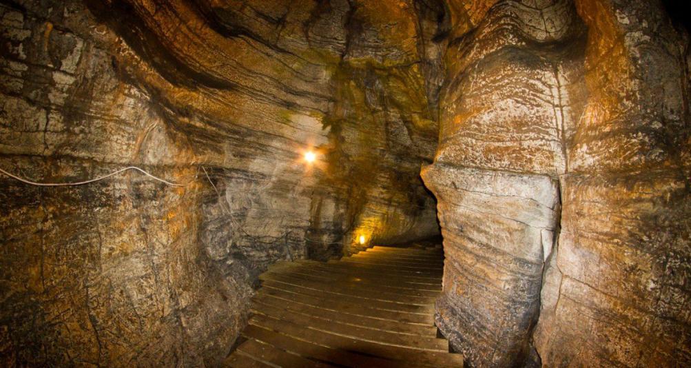 Ахтыршская пещера