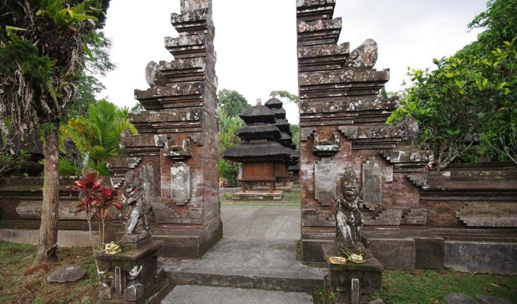 Храм Батукару Бали