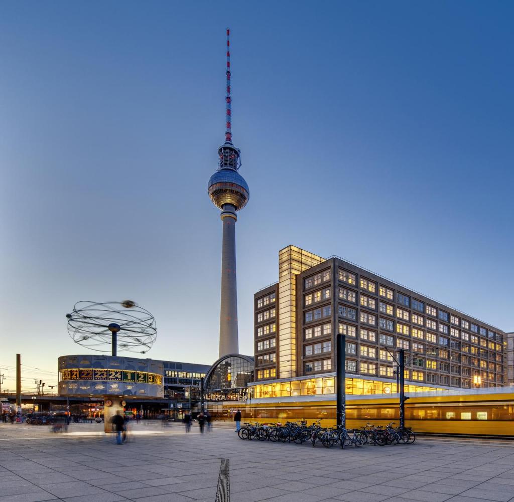 Александерплатц – бывшая главная площадь Восточного Берлина