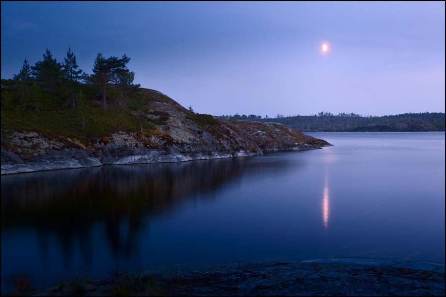 Ладожское озеро ночью.