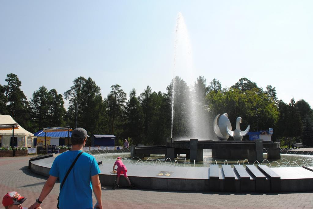Фонтан в парке Гагарина