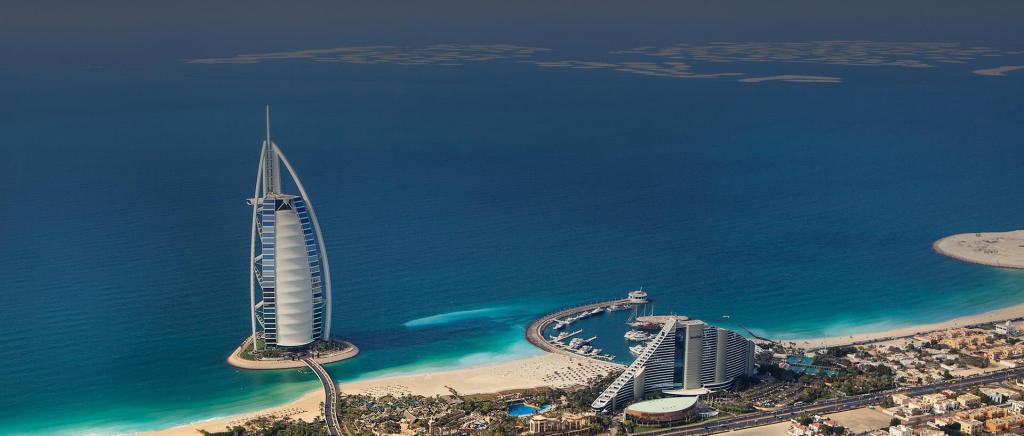 Дубайский отель в виде паруса