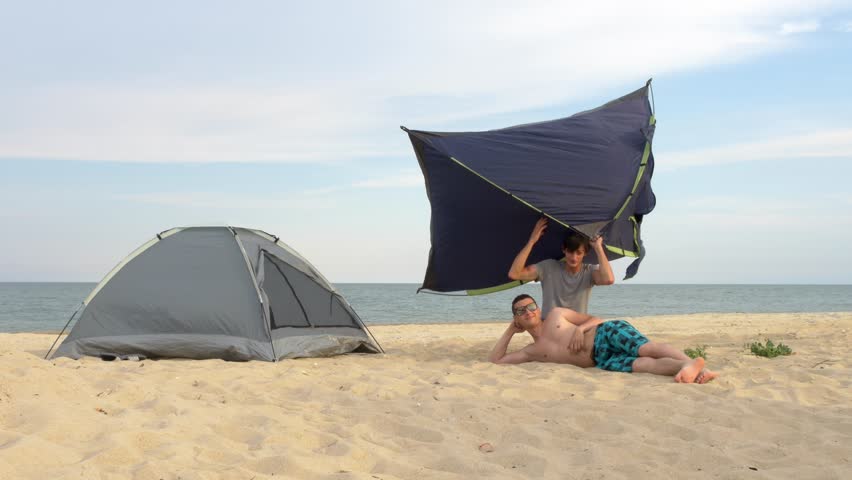 Как отдыхать в палатке дикарем