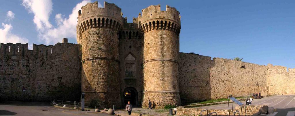 Крепостные стены Родоса