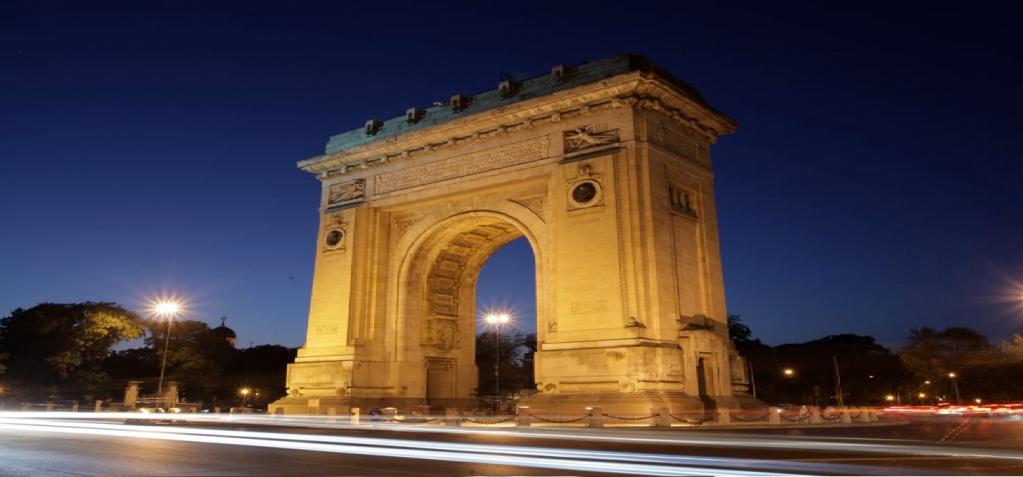 Триумфальная арка Бухареста